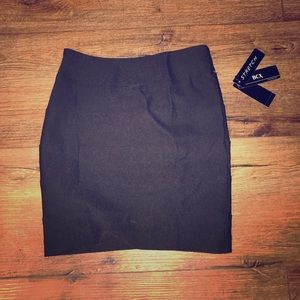 Stretchy pencil skirt